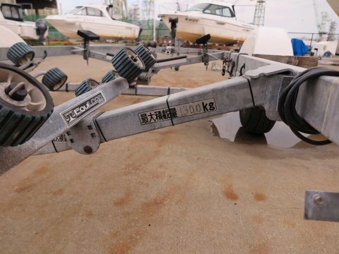 ショアランダー ボートトレーラー　写真