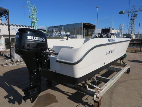 マーキュリー シーブリーム21　写真